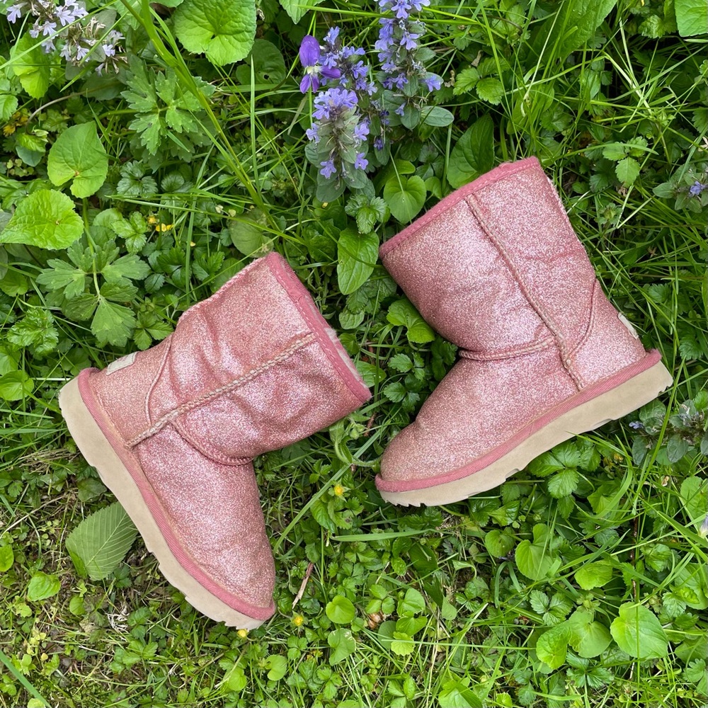 Girls Glitter Pink Uggs Size 10